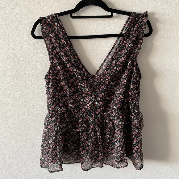 American Eagle Crop Top Size M - Picture 6 of 6